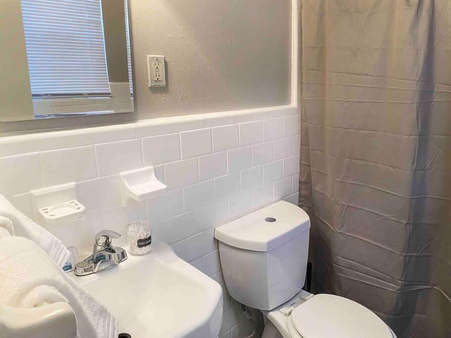 Bmw Suite King Bd,Wd, Fast Wifi Free Parking, Pool, Hospitals Atlanta Exterior foto